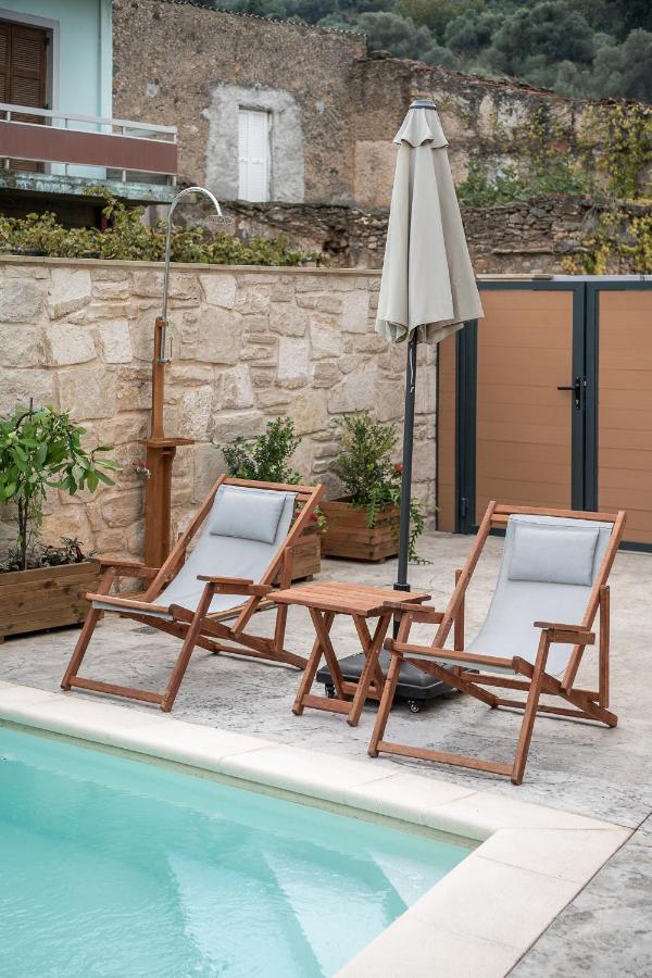 Villa Magnolia Agia  Eksteriør bilde